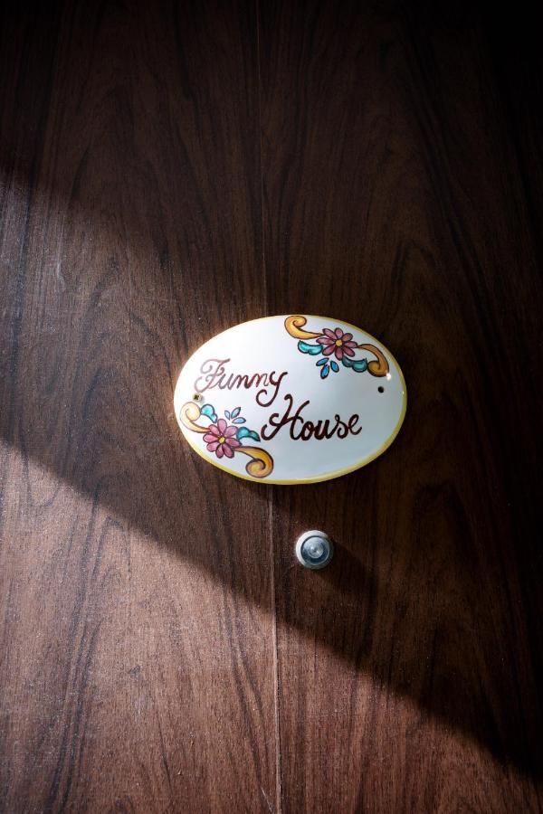 Casa Vacanze Funny House Consalvo Napoli Eksteriør billede